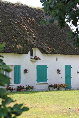 Maison  toit de chaume dans le hameau de Kerbourg - MK3_4831_DXO.jpg