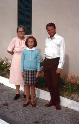 Mary Elizabeth Hyacinth Barritt, Joanne & Derek Santillo Bermuda