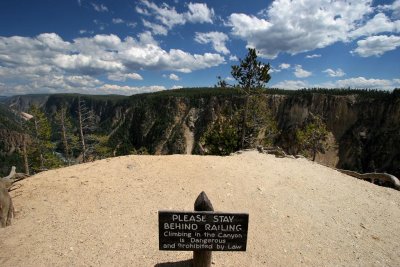 Sign, Yellowstone Canyon, Yellowstone National Park