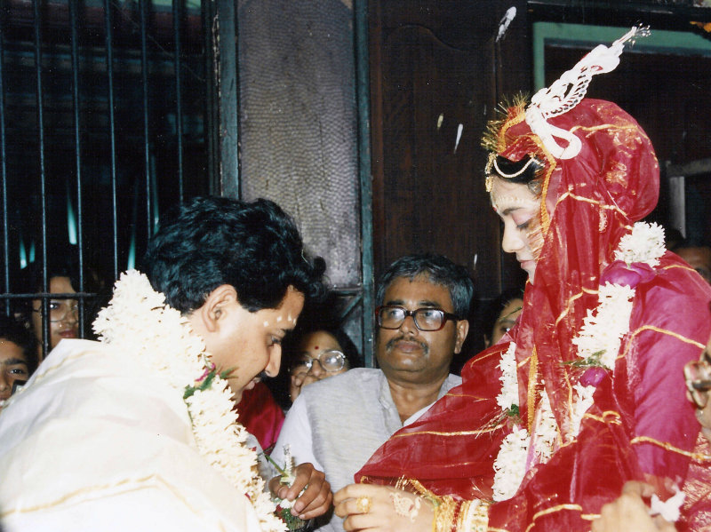 The ceremonial exchange of the floral garlands - the Moment of Truth!