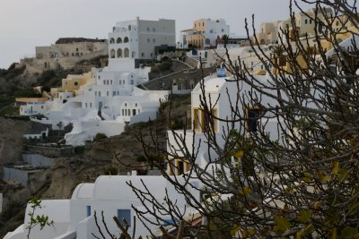 Spectacular view of the center of Oia.
