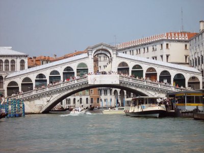 The Realto bridge as seen from the Grand Canal.