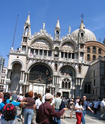 The imposing Palace and Cathedral of San Marco.