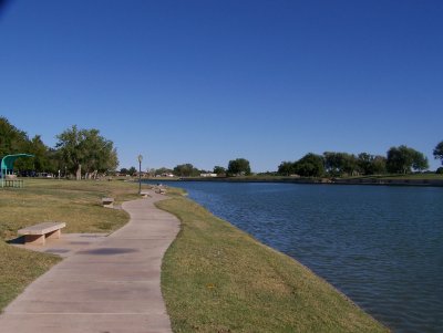 river and zoo 008.JPG