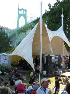 Jazz Festival, Kevin Mahogony