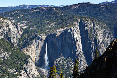 02 Yosemite Falls from Taft Pt.jpg