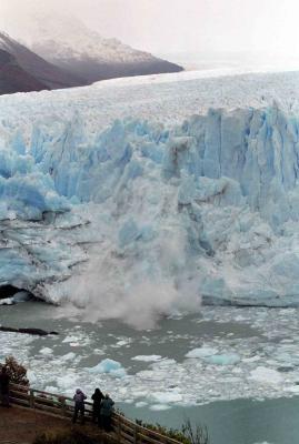 g4/10/432110/3/59176898.PeritoMorenoglacier05.jpg