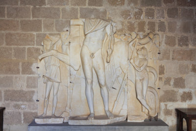 Rhodes Palace Sculpture.jpg
