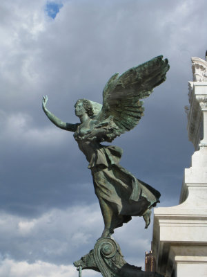 Piazza Venezia Nike Winged Victory.jpg