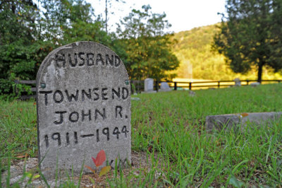 Tin Town Cemetery