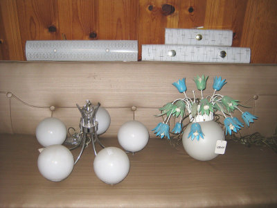 bath lights, great frosted globe chand., painted metal flower light