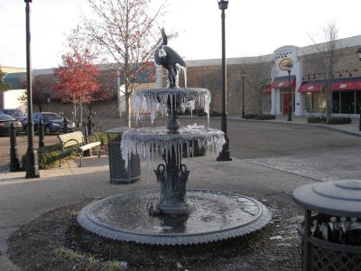 1/2/08 frozen fountain in Louisana