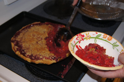 Aunt Kerri's Red Raspberry Pie, goodness gracious it's good