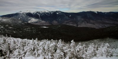 View from the Kinsmans (Lonesome Lake is visible in the middle)