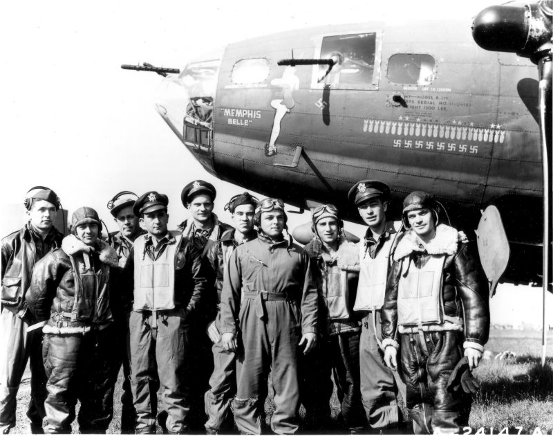 Memphis_Belle_crew.jpg