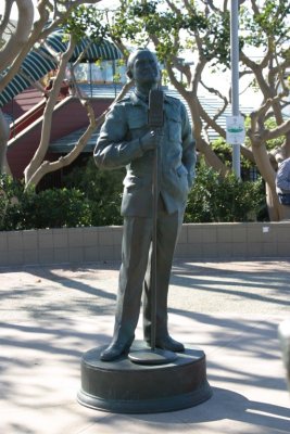Statue of Bob Hope