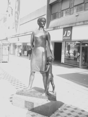 Mother with boy monument