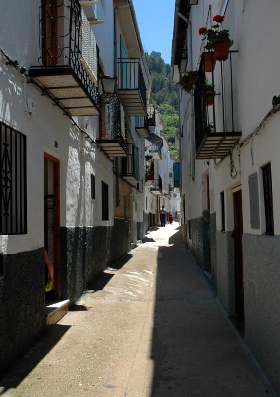 Street  2 - Cazorla