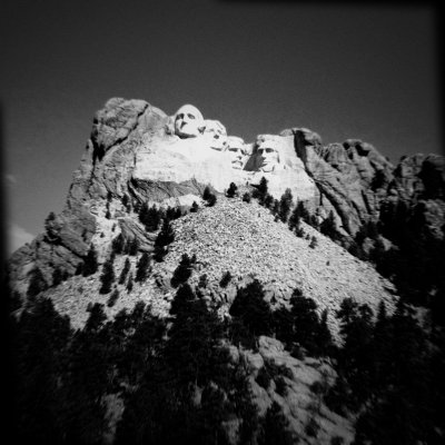 OG6Q9846 holga.jpg