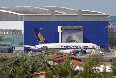 9V-SKT Singapore Airlines A380-841, MSN 0092, Test reg: F-WWSA