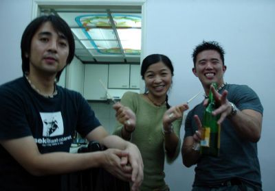 Long Yan, Ye Laoshi, and Luke hamming it up