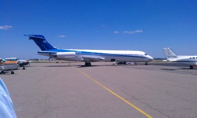 MD-80 at Stockton Airport