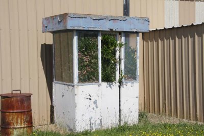 Ground Control Booth - Rio Linda Airport