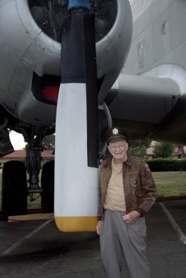 Les and C-124 Prop #2