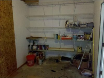 storage_room_right_sm.jpg