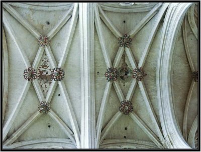 13 Transept Vaulting 2 87006864.jpg