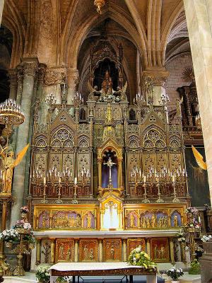 13 Shrine of Notre-Dame-des-Miracles 87001946.jpg