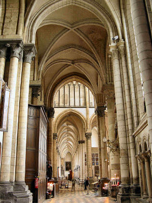 21 North Choir Aisle Transept and Nave Aisle 87001953.jpg