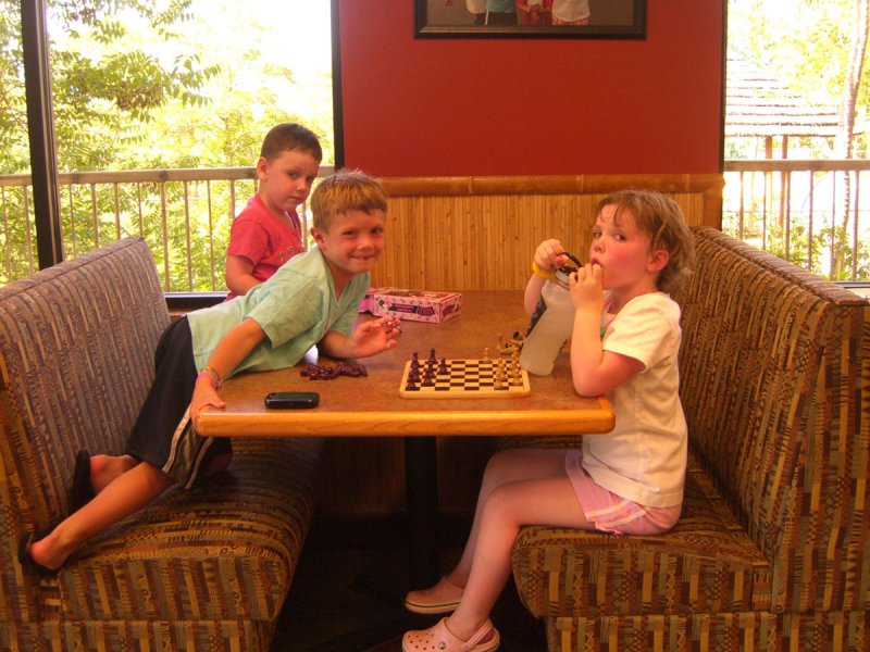 kids_table.jpg