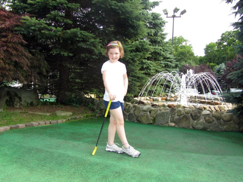 ellie_puttputt.jpg