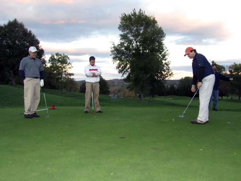 WinningPutt.jpg