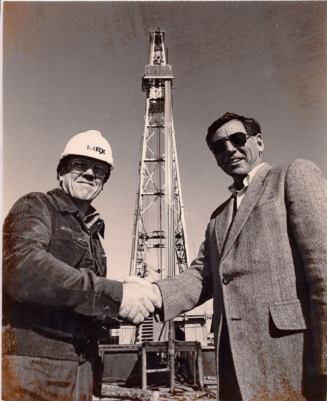 oilwell.jpg