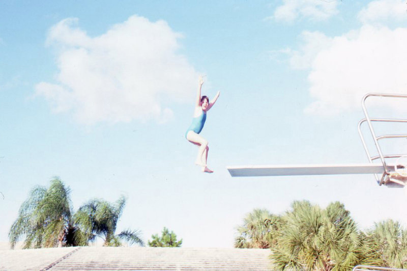 70s_dive_mb.jpg