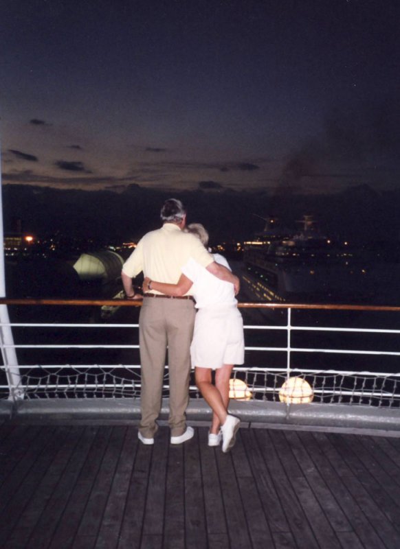 99Cruise_MomDad.jpg