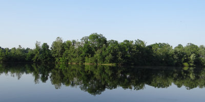 farmingtonRiver.jpg