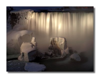 Horseshoe Falls in White