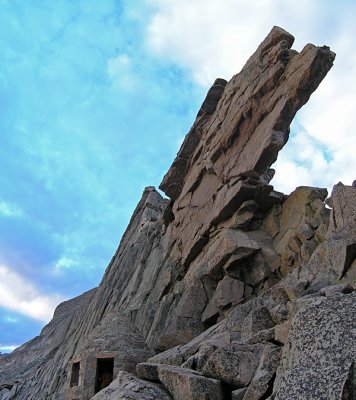 Keyhole from Below