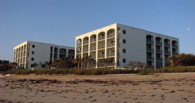 Costa d'Este beach view 3