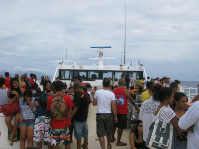 approaching Moorea on Aremiti 5 ferry