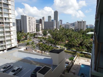 Honolulu DoubleTree by Hilton Alana Waikiki  view from room