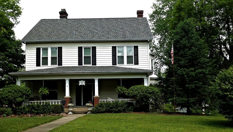Lebanon IL House -14.jpg