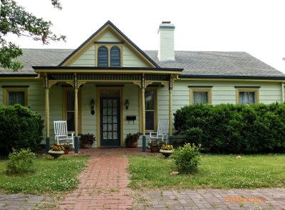 Lebanon IL House - 9.jpg