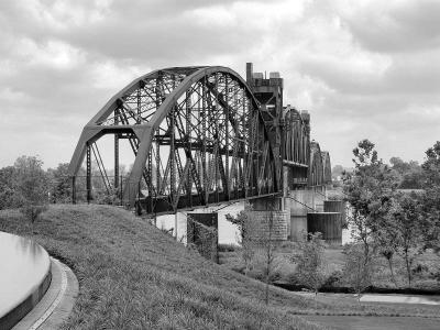 Bridge over Arkansas River 2 .jpg