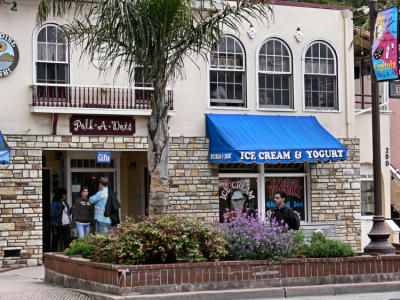 Ice Cream Shop in Half Moon Bay .jpg