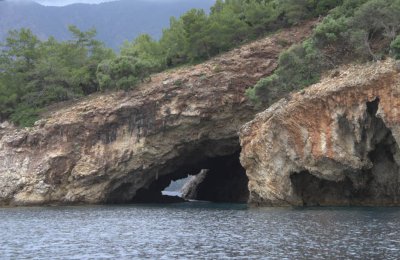 The sea caves on the way to Ekincik Bay