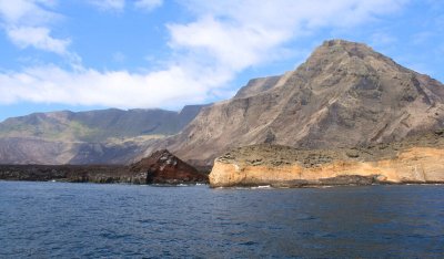 Heading north from Punta Vicente Roca, Isabela, Galapagos